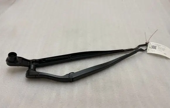Jeep Grand Cherokee Front wiper blade arm 8425 8426