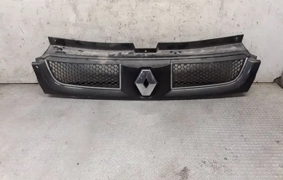 Renault Trafic II (X83) Front bumper upper radiator grill 8200044582