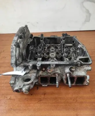 Subaru Forester SH Engine head 