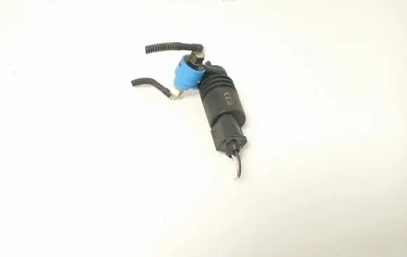 Audi A4 S4 B9 Windscreen/windshield washer pump 1K6955651