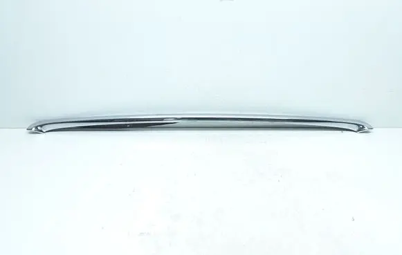 Volvo XC60 Front bumper upper radiator grill 31290998