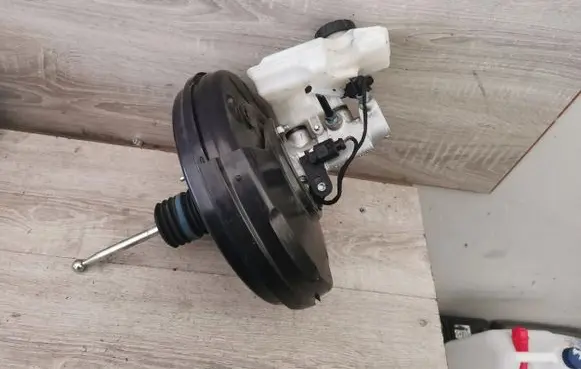 Audi TT TTS RS Mk3 8S Brake booster 8S1614105B