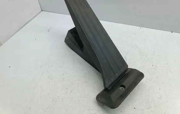BMW 5 F10 F11 Accelerator throttle pedal 6789998 25916010 35426789998