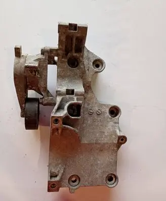 Volkswagen Caddy Generator/alternator bracket 03G903143A