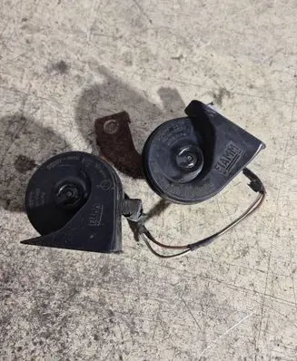 Renault Espace - Grand espace IV Horn signal E30058100 0057939