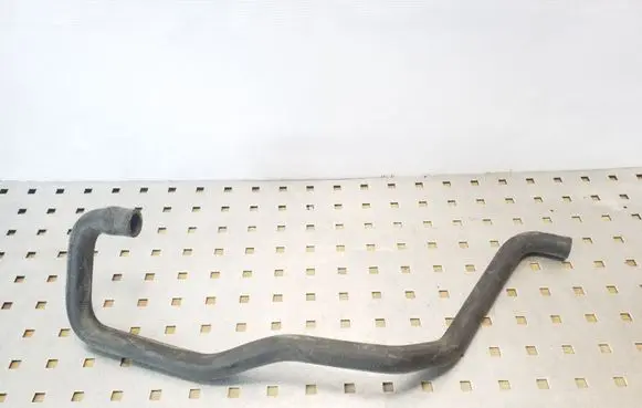 BMW 5 E39 Engine coolant pipe/hose