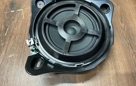Mercedes-Benz E W213 Front door speaker A2058201602