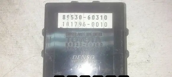 Toyota Land Cruiser (J100) Transfer box differential control unit 8953060310