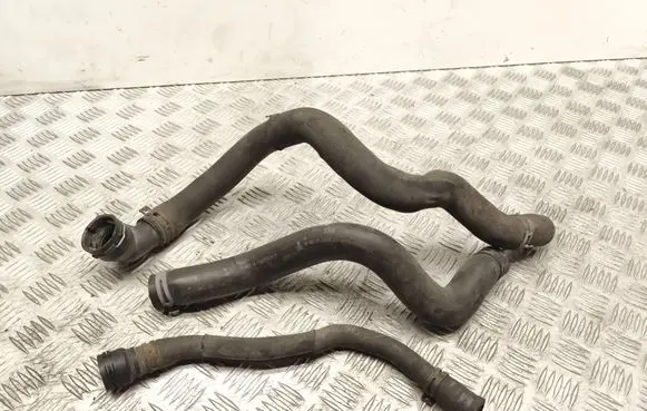 Volkswagen Caddy Engine coolant pipe/hose 1K0121049CB 3B0122291B 1K0122291BR