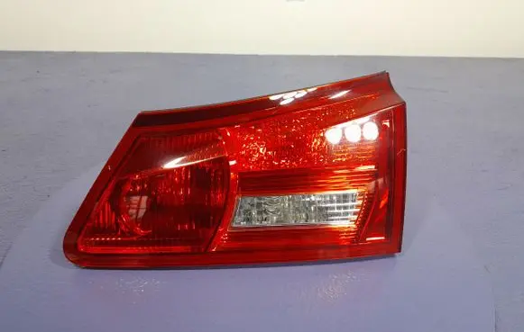 Lexus IS 220D-250-350 Rear/tail lights