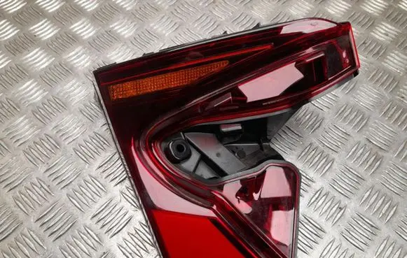 Toyota C-HR I Rear/tail lights 81590F4130