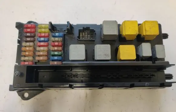 Volkswagen Crafter Fuse module A9065450401