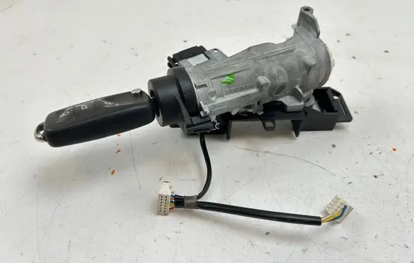 Volkswagen Tiguan Ignition lock 1K0905851B