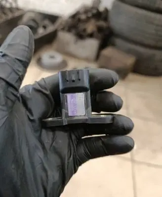 Toyota Avensis T250 Air pressure sensor 8942120210
