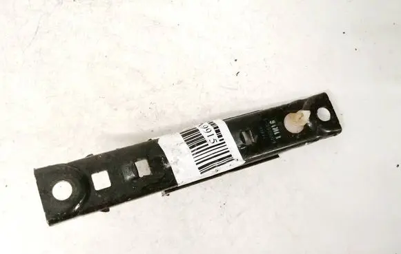 Chevrolet Cruze Seat belt adjustment rail 