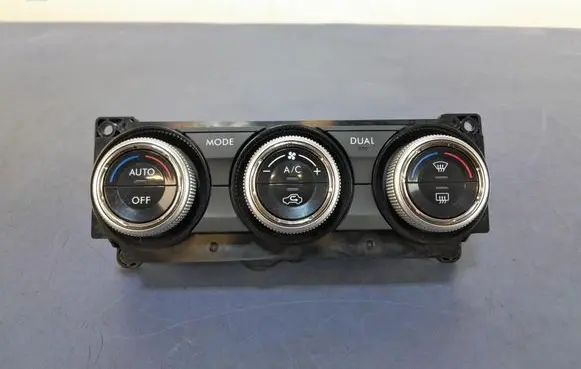Subaru Forester SJ Climate control unit 72311SG612