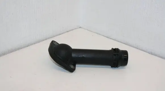 Audi A4 S4 B7 8E 8H Engine coolant pipe/hose 03G121121C 038121121B 06B121121L