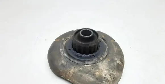 Volvo V70 Front coil spring rubber mount 15431624