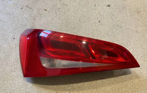 Audi Q5 SQ5 Rear/tail lights 8R0945093