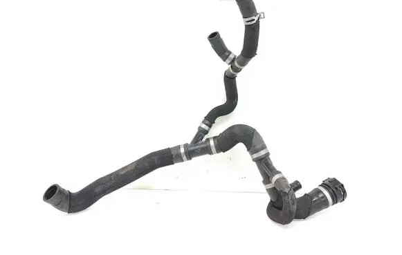 Engine coolant pipe/hose