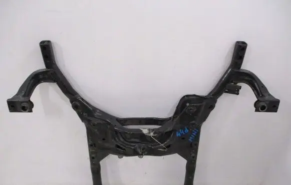 Mini Cooper Countryman R60 Front subframe 9807743021