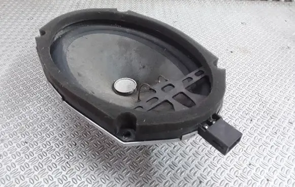 Mitsubishi Pajero Front door speaker MR318624