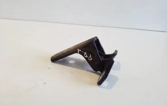 Mitsubishi Outlander Front door upper hinge