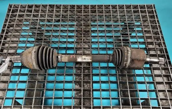 Front driveshaft