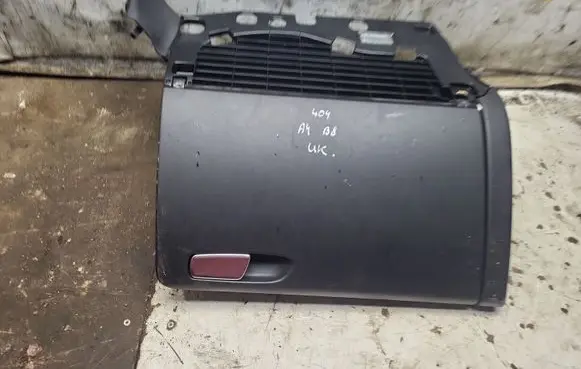 Audi A4 S4 B8 8K Glove box 8K2857035