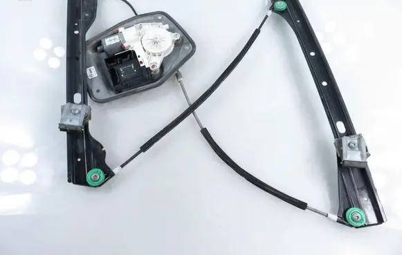 Volkswagen Golf Plus Front door window regulator with motor 5M0837462 1K0959792C 5M1837402