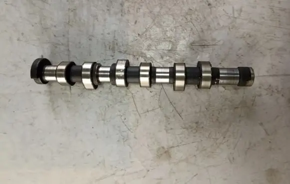 Volkswagen Fox Camshaft 