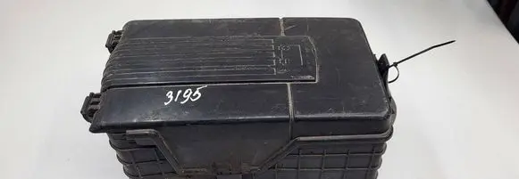 Volkswagen PASSAT B6 Battery box tray cover/lid 1K0915443A