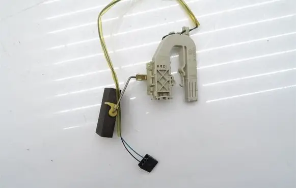 Volkswagen Phaeton Fuel level sensor 3D0919673J