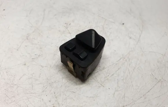 BMW 3 E46 Wing mirror switch 8373732 61318373732