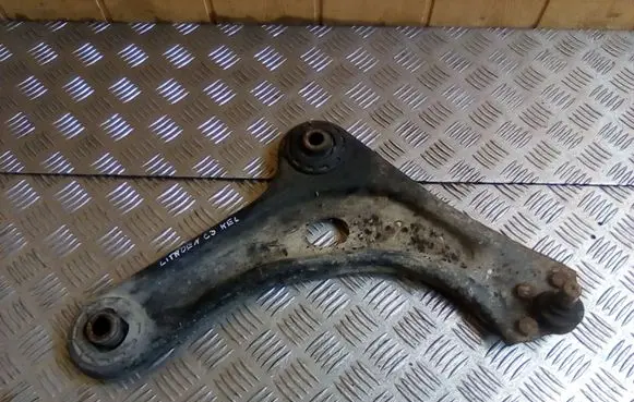 Citroen C3 Front lower control arm/wishbone 