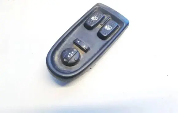Iveco Daily 30.8 - 9 Electric window control switch 580130