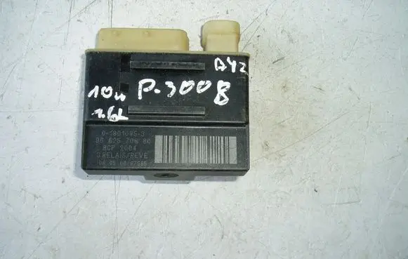 Peugeot 3008 I Glow plug pre-heat relay 9662570880 018010953