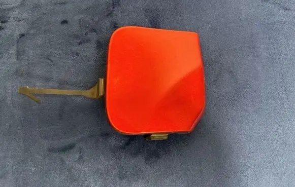 Renault Captur Front tow hook cap/cover 
