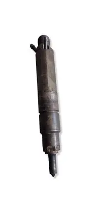 Audi 80 90 S2 B4 Fuel injector 028130201G