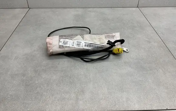 Volkswagen Tiguan Seat airbag 5N0880242F