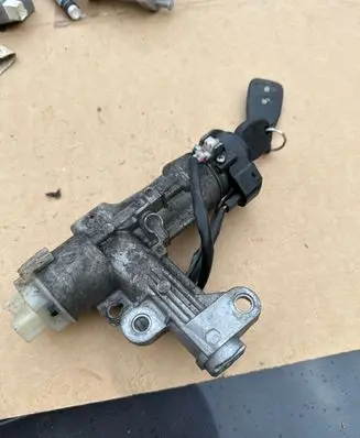 Hyundai Santa Fe Ignition lock AZ91D4