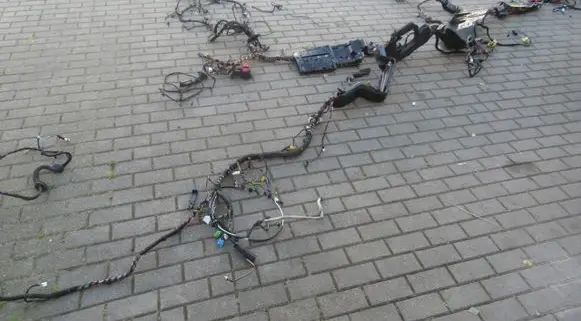 Mercedes-Benz E W213 Positive wiring loom 