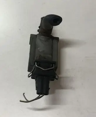 Audi A3 S3 8L Turbo solenoid valve 076906283A 72268700 00T328