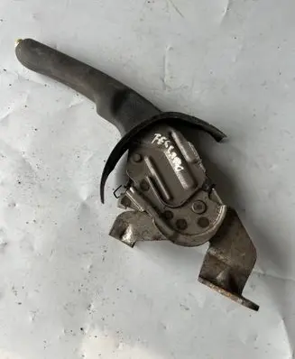 Nissan Terrano Handbrake/parking brake lever assembly 