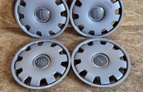 Audi A4 S4 B7 8E 8H R16 wheel hub/cap/trim 4B0601147D