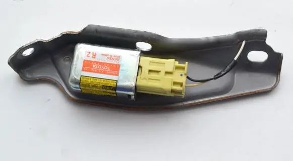 Lexus GS 300 350 430 450H Airbag deployment crash/impact sensor 8983330020