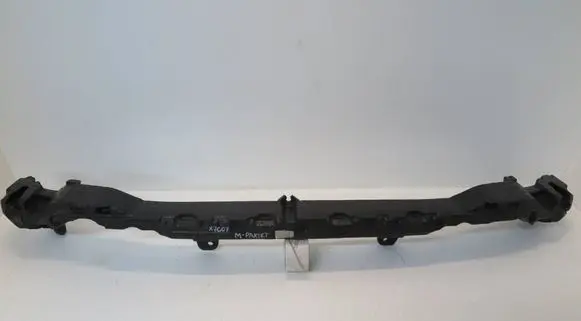 BMW X7 G07 Front bumper foam support bar 8070172
