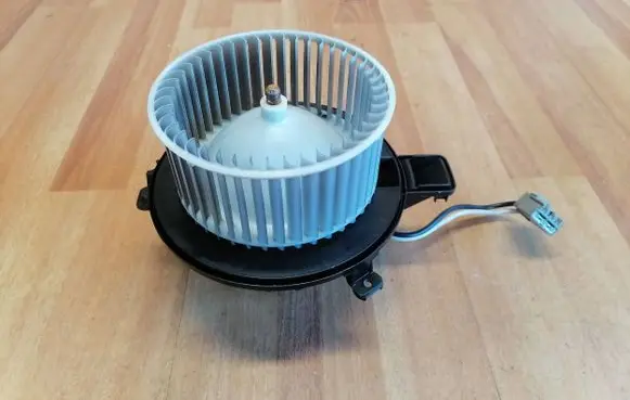 Opel Astra K Heater fan/blower KG087001 39118612 39240617