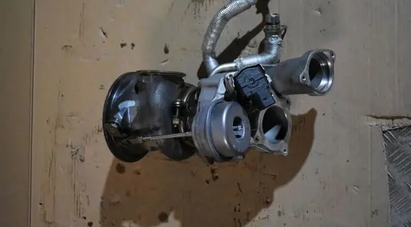 Porsche Panamera (971) Supercharger 0P2145703B