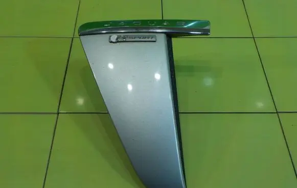 Jaguar XF X250 Front arch trim CV23280B11AEW NAKLADKA